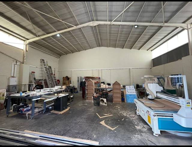 INDUSTRIAL PROPERTY TO RENT IN HENNOPSPARK